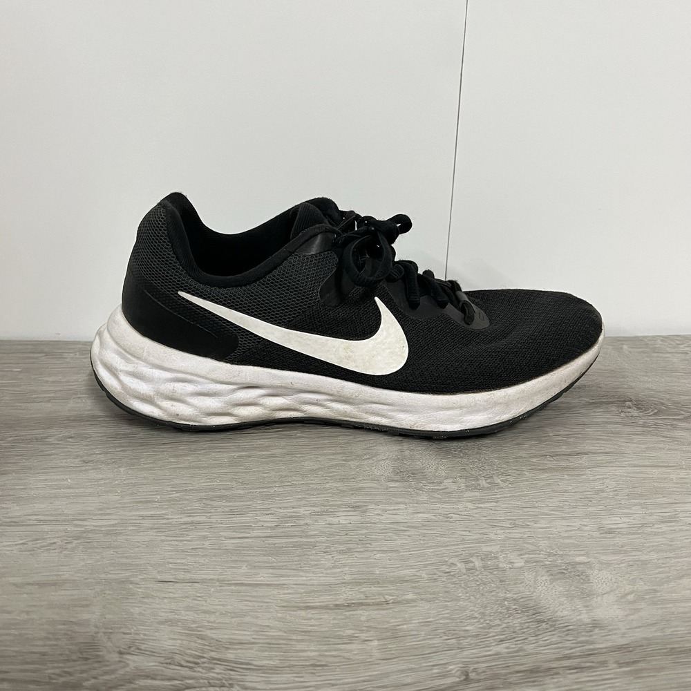 Nike Revolution 6 Women’s Running Shoes Black White DC9001-003 Size 8